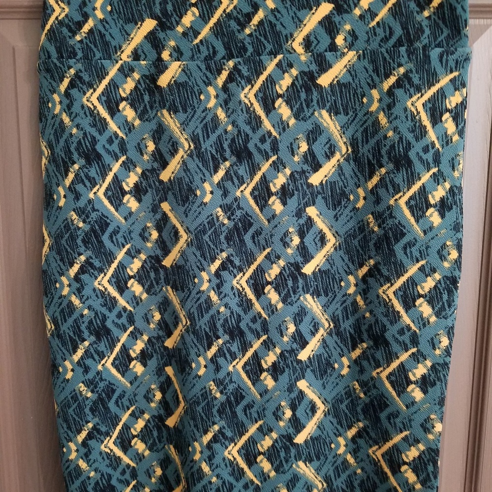 Lularoe Cassie pencil skirt